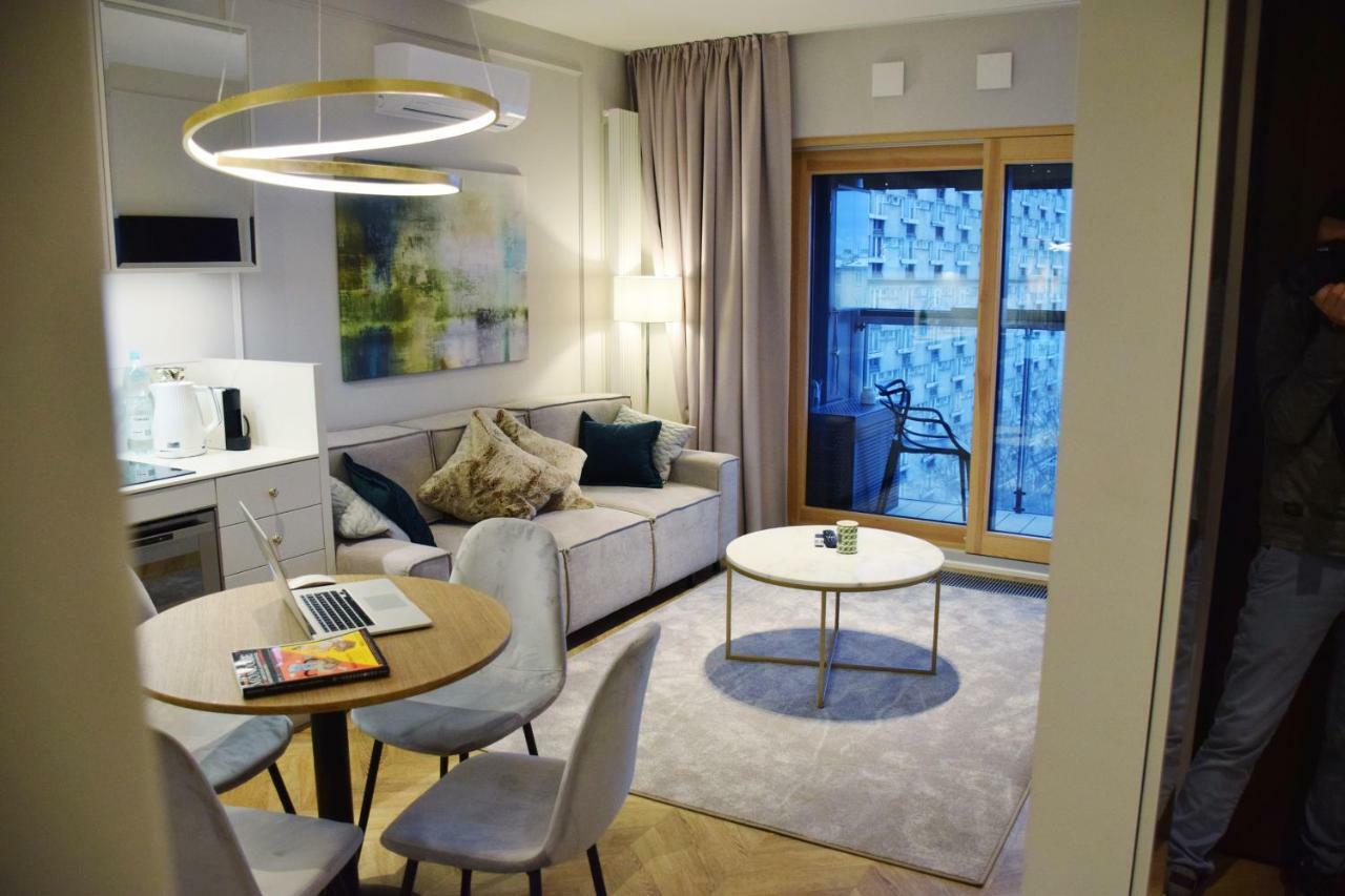 Mennica Residence Apartments By Renters Prestige Varsavia Esterno foto